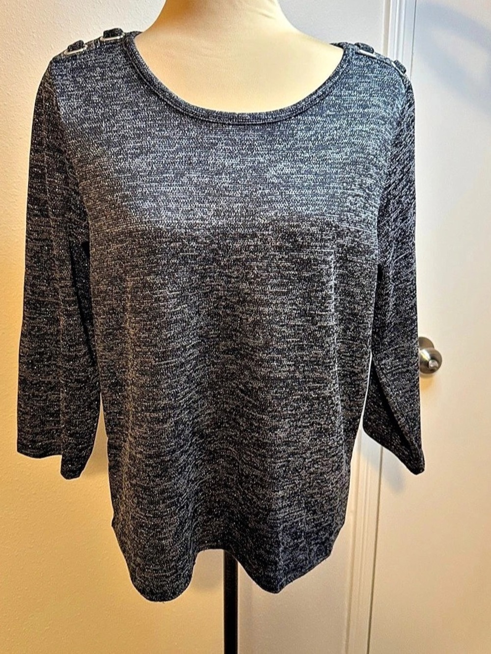 89TH + MADISON Long Sleeve Sweater Top XL Like New